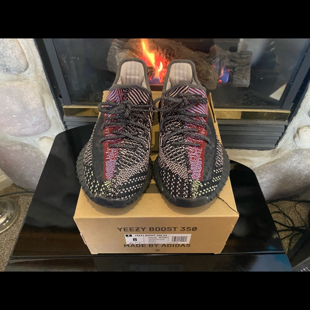 Yeezy Boost 350 V2 Yecheil